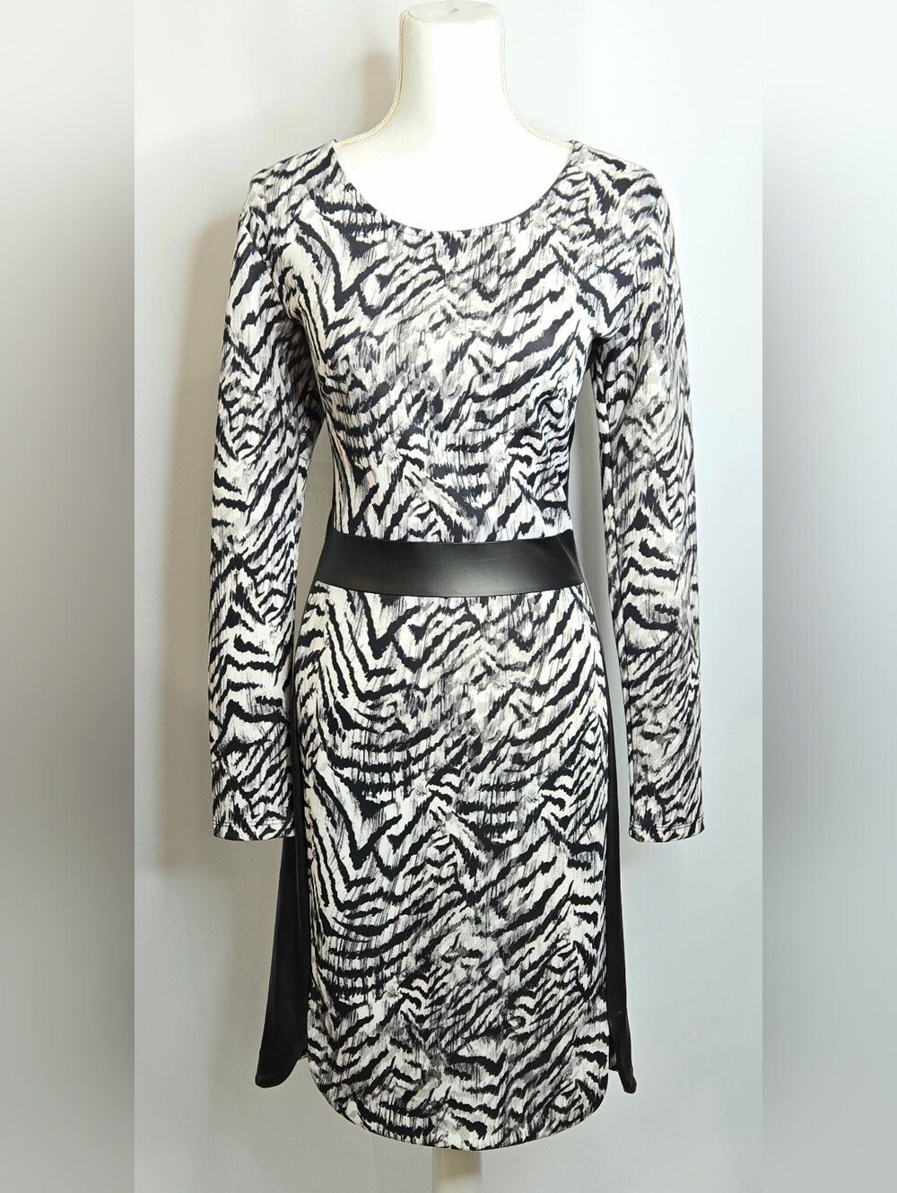 Kardashian Kollection Black White Zebra Print Sheath Career Dress NWT Size L